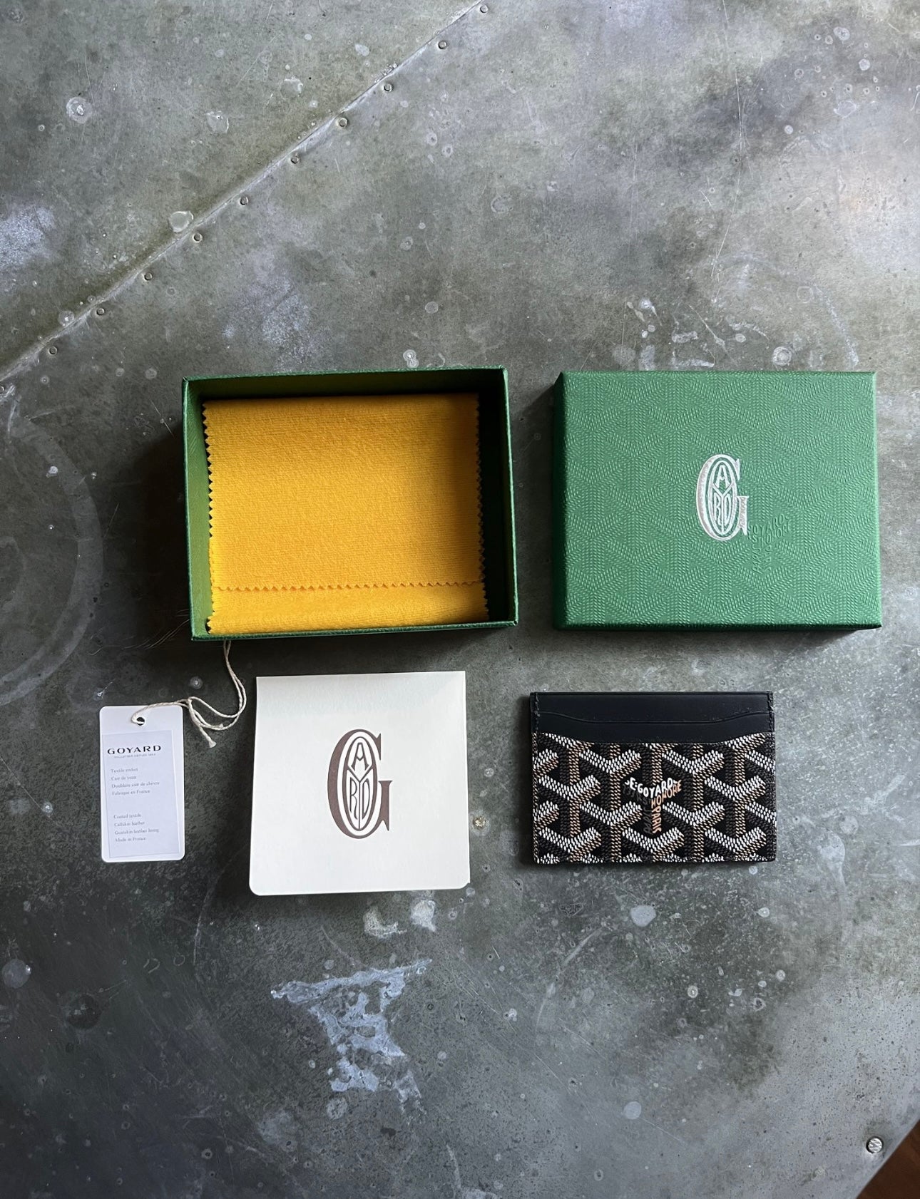 Card Holder with Tappable Nfc