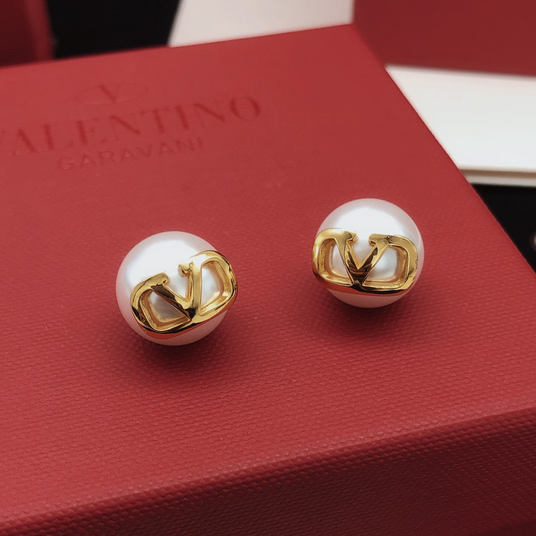 Valenti*o Real Pearl 18Ct Gold